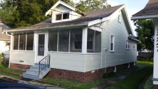 1725 Berkshire Pl, Toledo OH  43613-4507 exterior