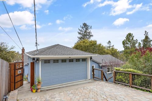 1957 Gaspar Dr, Oakland, CA 94611-2643