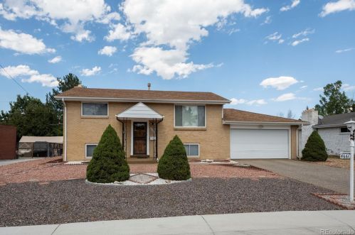 4661 66th Ave, Arvada, CO 80003-6325