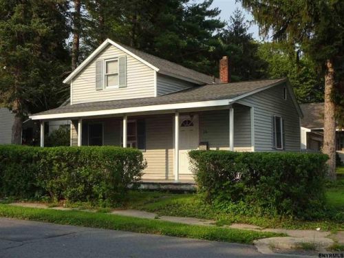 16 Sacandaga Rd, Schenectady, NY 12302-2138