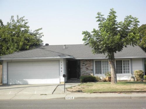 1754 Marshall Rd, Vacaville CA  95687-5000 exterior