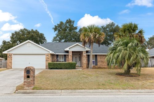 2071 Alfred Blvd, Gulf Breeze FL  32566-7350 exterior