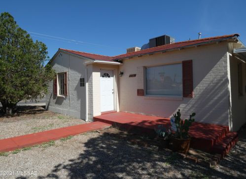 4301 Whitman St, Tucson, AZ 85711-3513