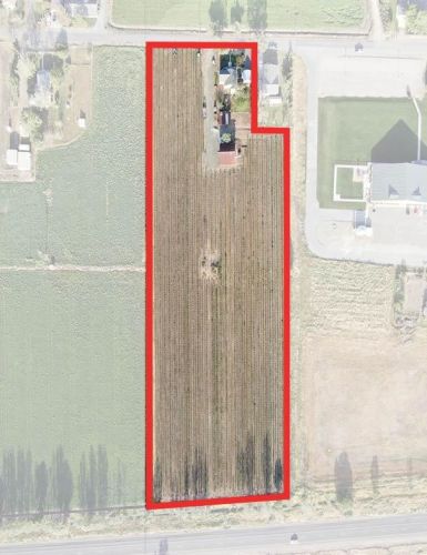 3393 Point Pleasant Rd, Elk Grove, CA 95757-9752