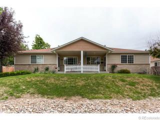 2156 Collyer St, Longmont, CO 80501-1511