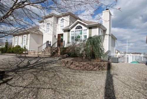 67 Anchorage Blvd, Berkeley Township, NJ 08721-1887