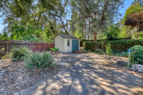 8360 Manana Way, Fair Oaks CA  95628-2646 exterior