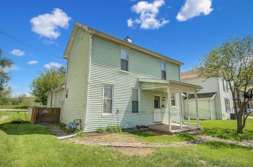 2108 Hoge Ave, Zanesville, OH 43701-2130