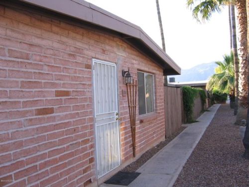 5534 Glenn St, Tucson, AZ 85712-5252