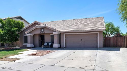 3841 Mariposa Grande Ln, Glendale, AZ 85310