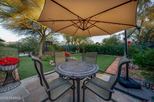 10060 Discovery Dr, Tucson AZ  85748-7608 exterior