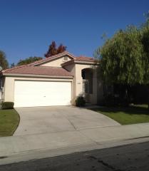 8404 Persimmon Dr, Bakersfield, CA 93311-2637