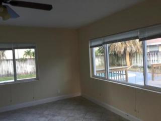 1415 Ocean Ave, Lake Worth, FL 33462-2716