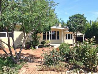 1975 Alexander Dr, Escondido, CA 92025-6458