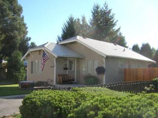 217 Commercial St, Plain, WA 98826-1310