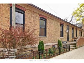 1041 Dickens Ave, Chicago IL  60614-3907 exterior