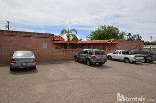 4718 4th St, Tucson AZ  85711-2104 exterior