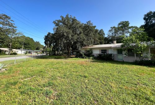 416 Glendale Ave, Valparaiso, FL 32580-1093