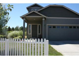 24986 Perkins Rd, Veneta OR  97487-9513 exterior