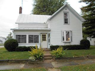 110 1st St, Arcanum, OH 45304-1208