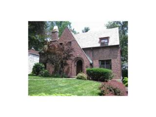 445 Avon Dr, Pittsburgh, PA 15228-2103