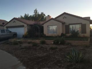 13309 Purple Sage Dr, Victorville CA  92392-6239 exterior