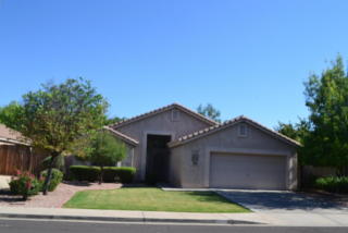 309 Mesquite St, Gilbert, AZ 85296-1615