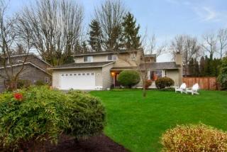 13008 81st Ave, Kirkland WA  98034-5337 exterior