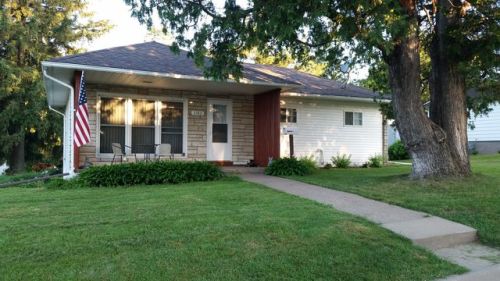 1180 Wilson St, Fennimore, WI 53809-1627