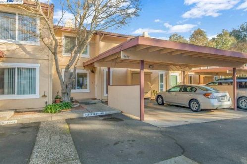4448 Del Valle Pkwy, Pleasanton CA  94566-6121 exterior