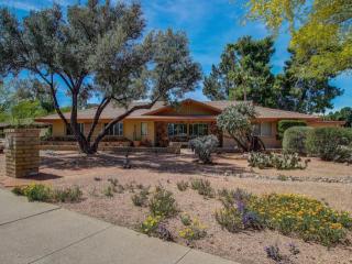 14012 Canterbury Dr, Phoenix, AZ 85023-6232