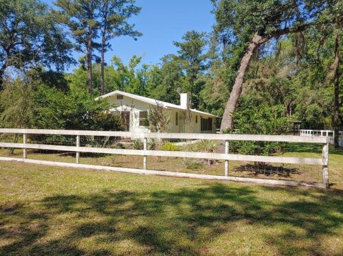 53722 Rivertrace Rd, Astor, FL 32102-3513