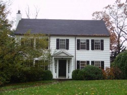 51 Claremont St, Newton, MA 02458-1925