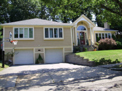 120 Cynthia Rd, Newton, MA 02459-2864