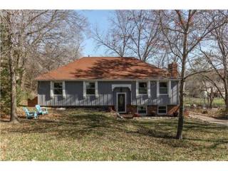 11102 Walnut Creek Dr, Kansas City MO  64152-3252 exterior