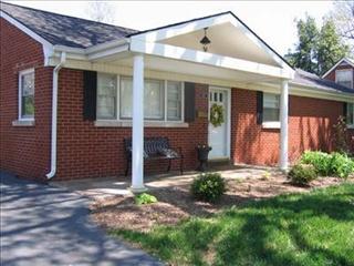 627 Portland Dr, Lexington, KY 40503-2161