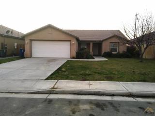 8207 Libby Ct, Bakersfield CA  93313-5782 exterior