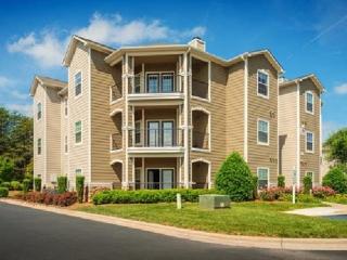 8108 Vinoy Blvd, Charlotte NC  28262-4002 exterior