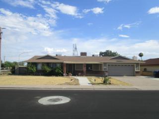 1955 Des Moines St, Mesa, AZ 85203-6619