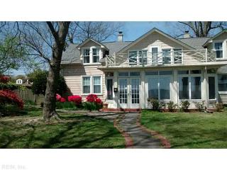 821 Chesapeake Ave, Hampton, VA 23661-3100