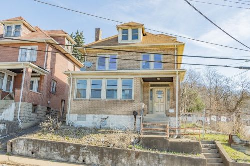 2549 Braddock Ave, Pittsburgh, PA 15218-2267