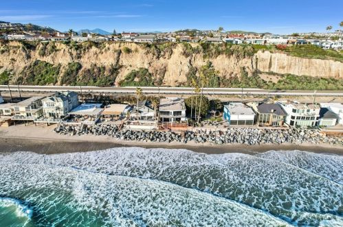 35781 Beach Rd, Dana Point CA  92624-1711 exterior