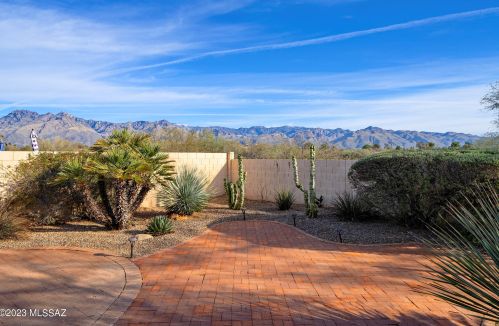 7409 Riverbank Loop, Tucson AZ  85715-3459 exterior