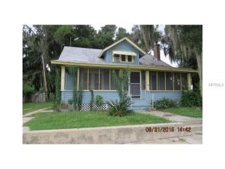 40 Central Ave, Umatilla, FL 32784-8428