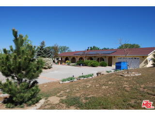 18990 Mustang Dr, Tehachapi, CA 93561-5462