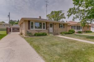 7838 38th Ave, Kenosha, WI 53142-2126