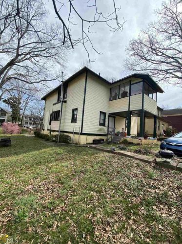 969 Hank Aaron Dr, Atlanta, GA 30315-1703
