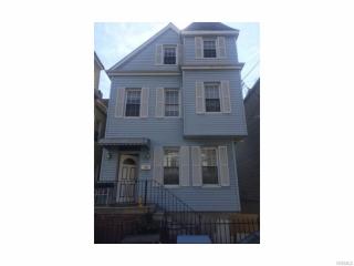 272 236th St, Bronx, NY 10463-2345