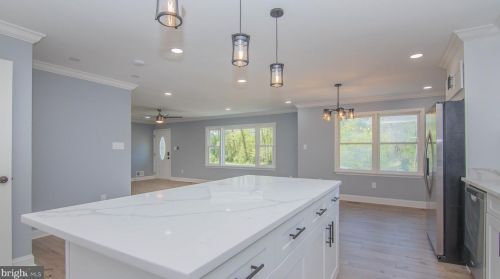 19214 Mockingbird Heights Rd, Triangle VA  22172-2207 exterior