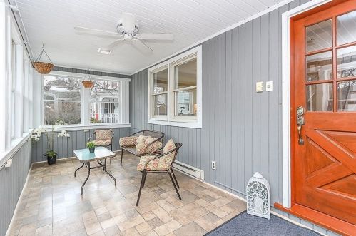 57 Cummings Rd, Newton, MA 02459-1734